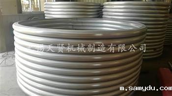 可以让排水通畅的半圆管